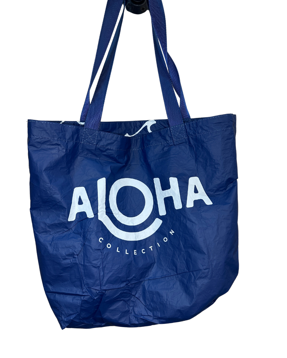 【aloha ☺︎】 Aloha Zip Waterproof Tote Bag - Flora | Title Nine